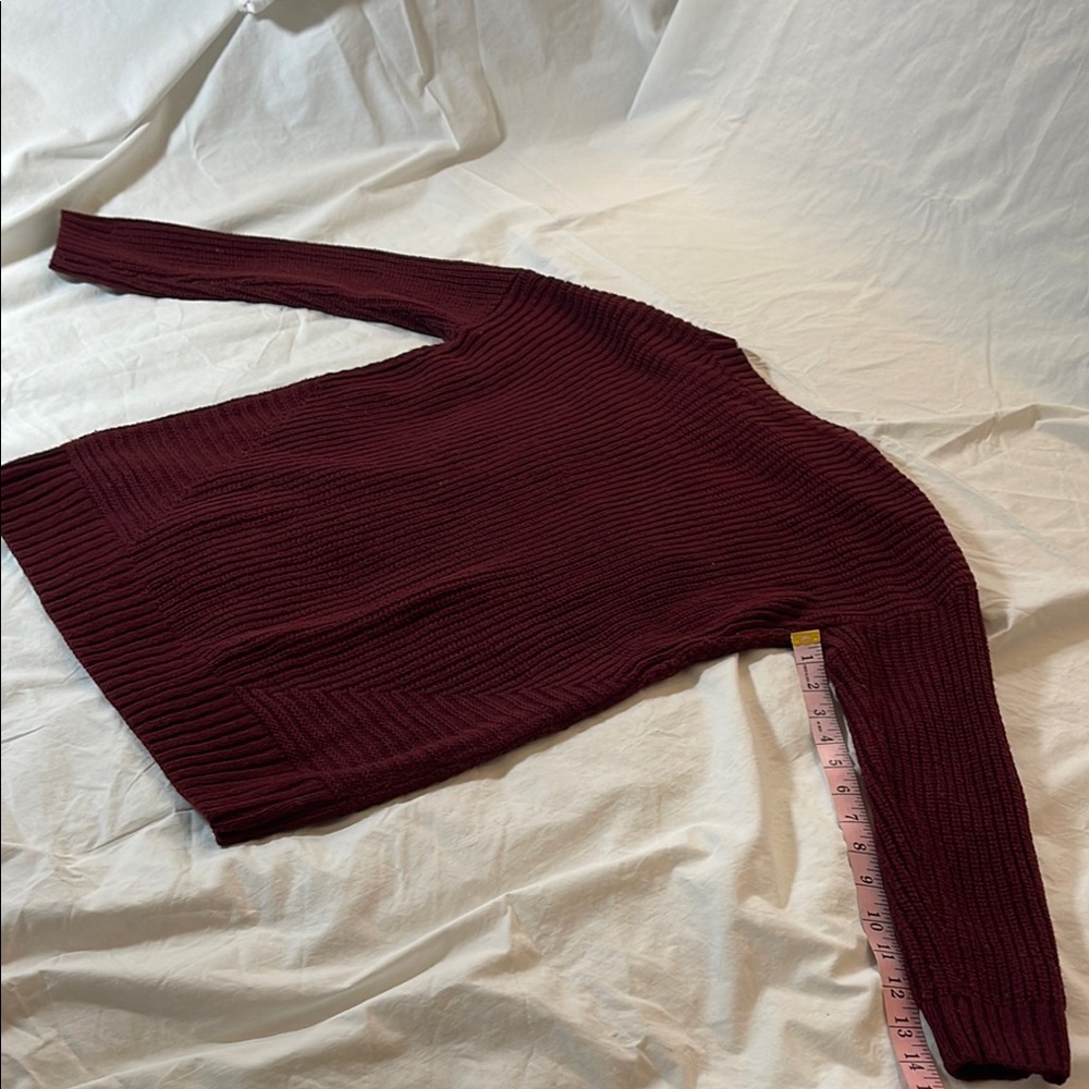 Arizona Jean Company Women's Burgundy Cable Knit Sweater Size Medium - Picture 6 of 7
